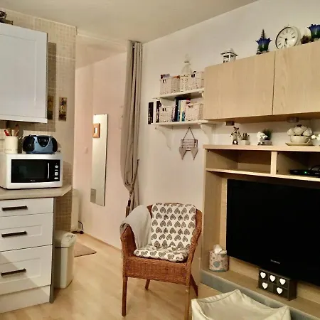 Renove Au Pied Des Pistes, 4 Pers., Animaux Non Admis - Fr-1-181-2586